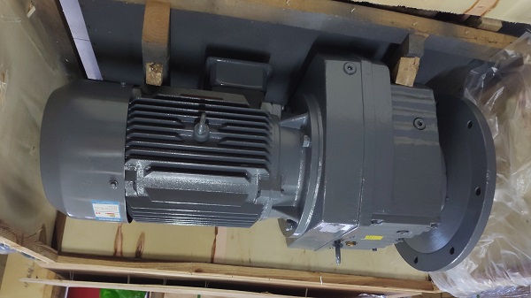 GRF107-40.37-Y160M-15KW-4P-D2(450)-M2-90&deg;減速機,R系列減速機